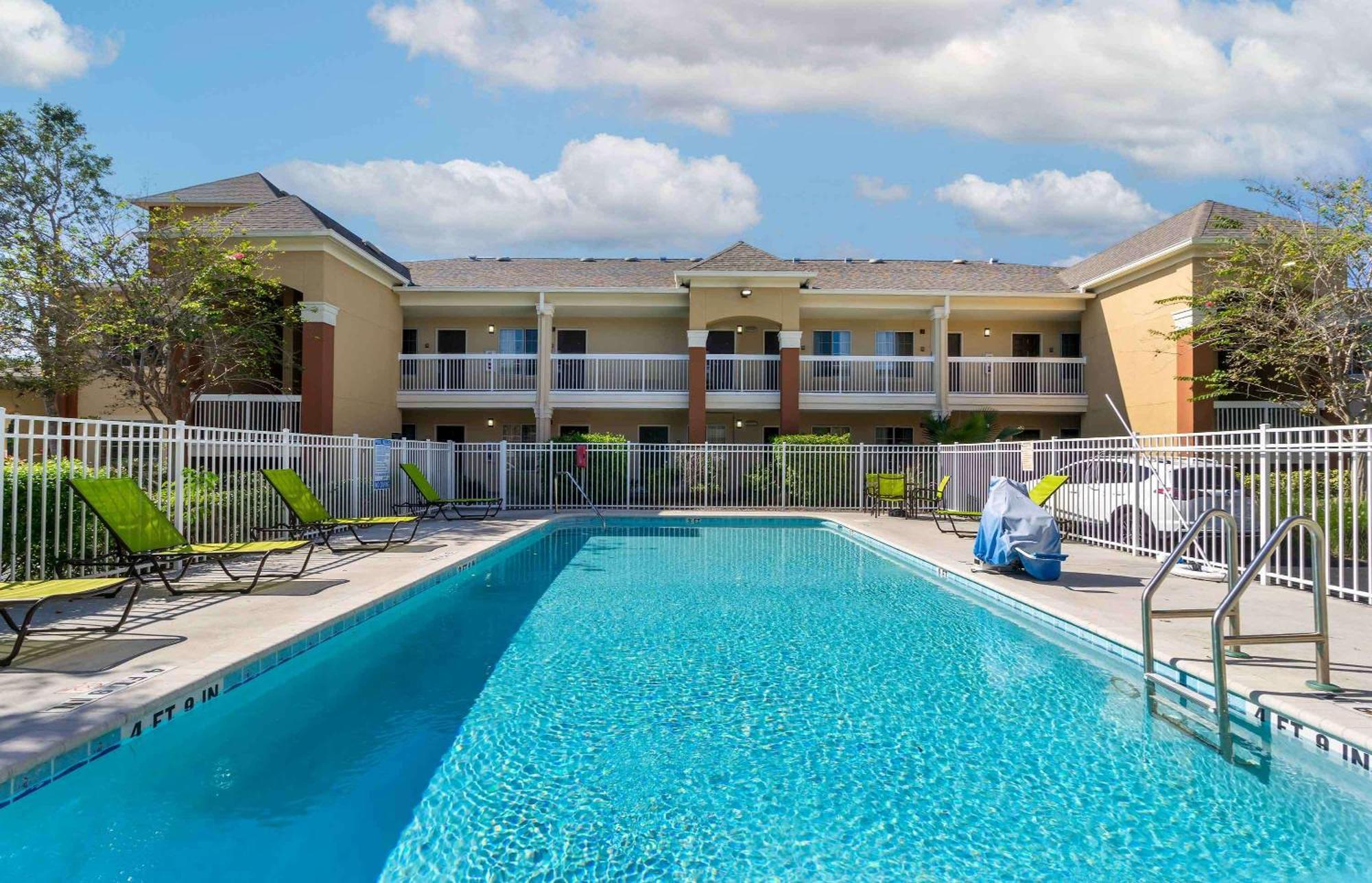 Extended Stay America Suites - Clearwater - Carillon Park Esterno foto